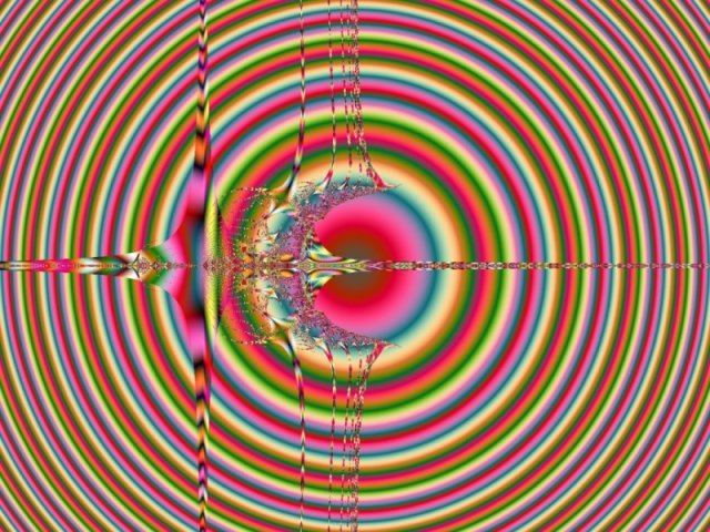 Mit einem Klick auf das Fraktal-Bild wird die Seite wieder geschlossen!