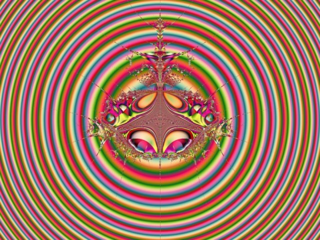 Mit einem Klick auf das Fraktal-Bild wird die Seite wieder geschlossen!