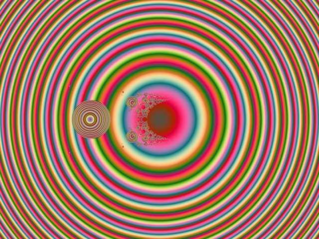 Mit einem Klick auf das Fraktal-Bild wird die Seite wieder geschlossen!