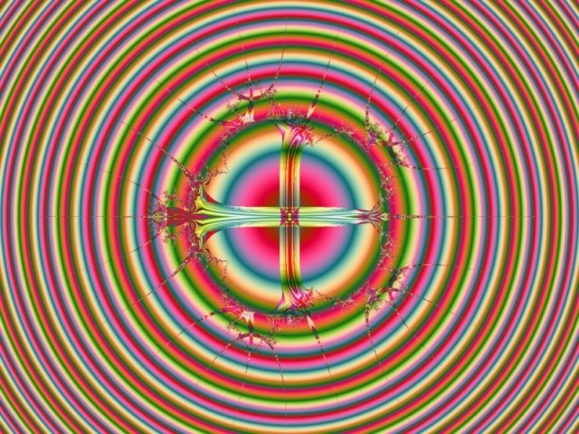 Mit einem Klick auf das Fraktal-Bild wird die Seite wieder geschlossen!