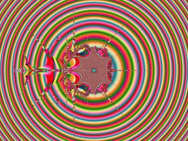 Mit einem Klick auf das Fraktal-Bild wird die Seite wieder geschlossen!