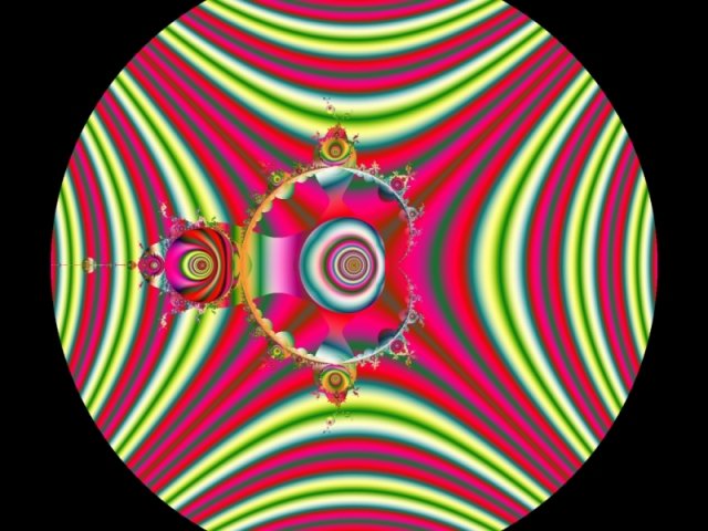 Mit einem Klick auf das Fraktal-Bild wird die Seite wieder geschlossen!