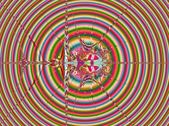 Mit einem Klick auf das Fraktal-Bild wird die Seite wieder geschlossen!