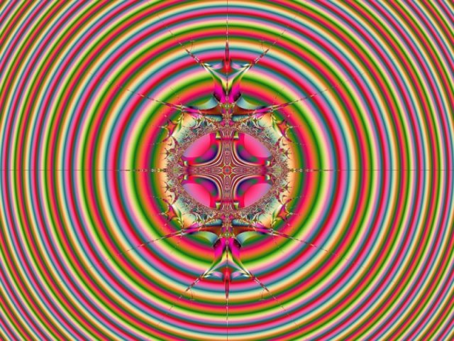 Mit einem Klick auf das Fraktal-Bild wird die Seite wieder geschlossen!