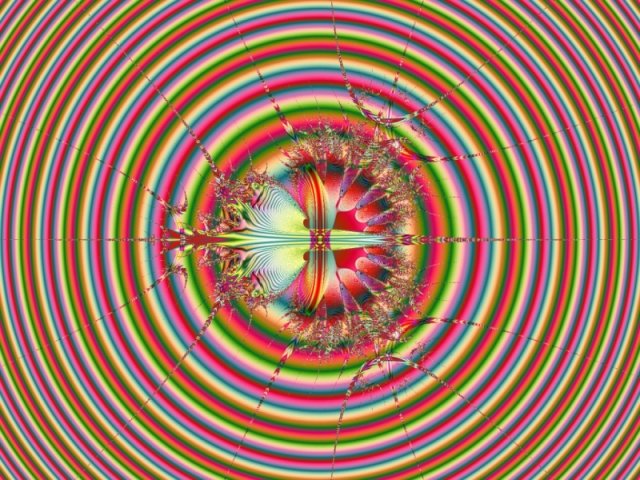 Mit einem Klick auf das Fraktal-Bild wird die Seite wieder geschlossen!