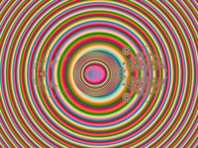 Mit einem Klick auf das Fraktal-Bild wird die Seite wieder geschlossen!