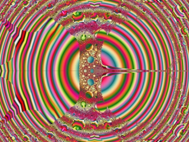 Mit einem Klick auf das Fraktal-Bild wird die Seite wieder geschlossen!