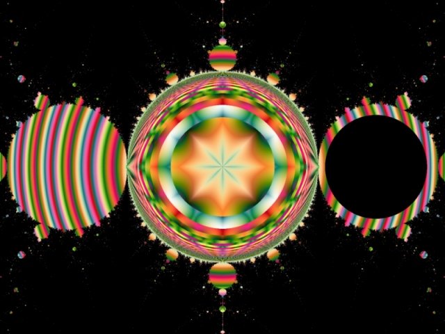 Mit einem Klick auf das Fraktal-Bild wird die Seite wieder geschlossen!