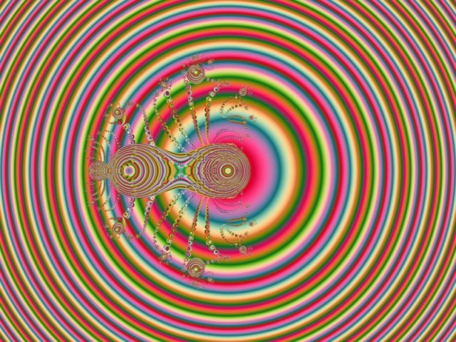 Mit einem Klick auf das Fraktal-Bild wird die Seite wieder geschlossen!