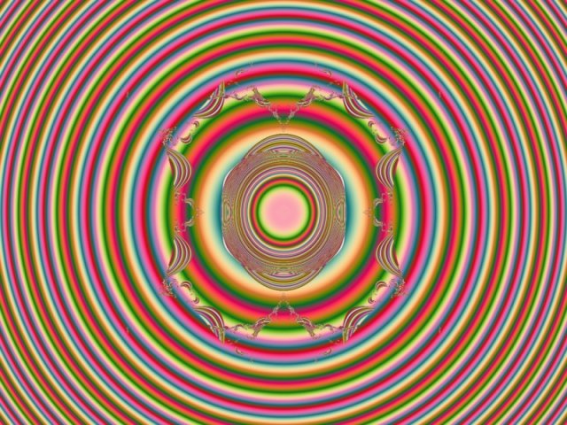 Mit einem Klick auf das Fraktal-Bild wird die Seite wieder geschlossen!