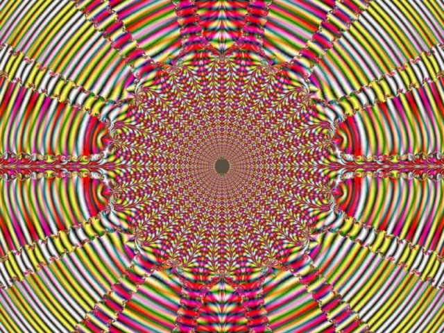 Mit einem Klick auf das Fraktal-Bild wird die Seite wieder geschlossen!