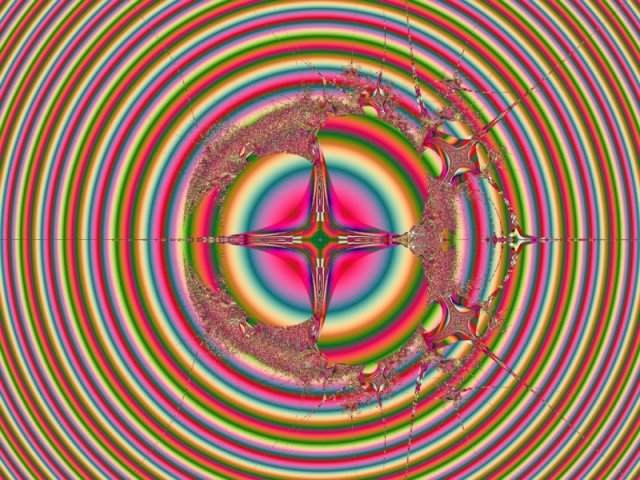 Mit einem Klick auf das Fraktal-Bild wird die Seite wieder geschlossen!