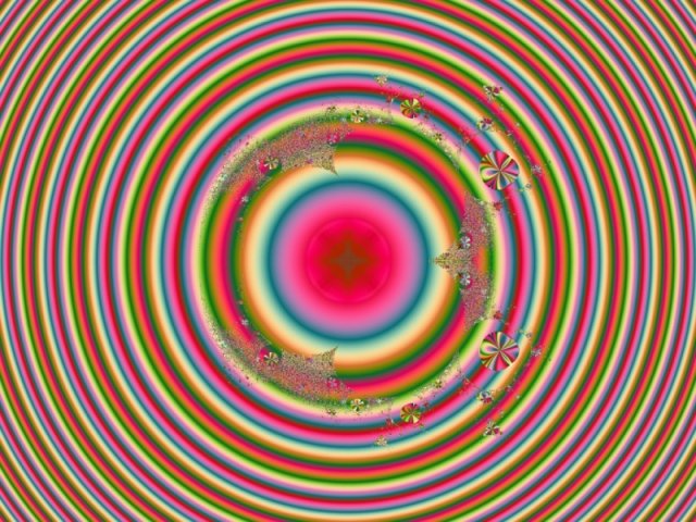 Mit einem Klick auf das Fraktal-Bild wird die Seite wieder geschlossen!