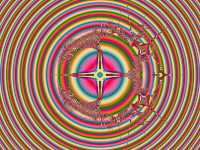 Mit einem Klick auf das Fraktal-Bild wird die Seite wieder geschlossen!