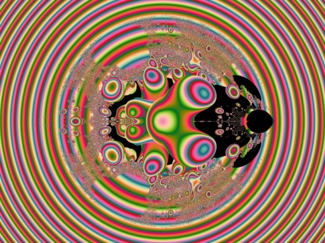 Mit einem Klick auf das Fraktal-Bild wird die Seite wieder geschlossen!