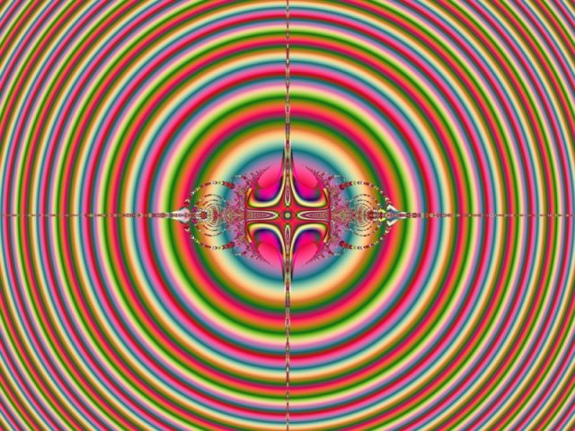 Mit einem Klick auf das Fraktal-Bild wird die Seite wieder geschlossen!