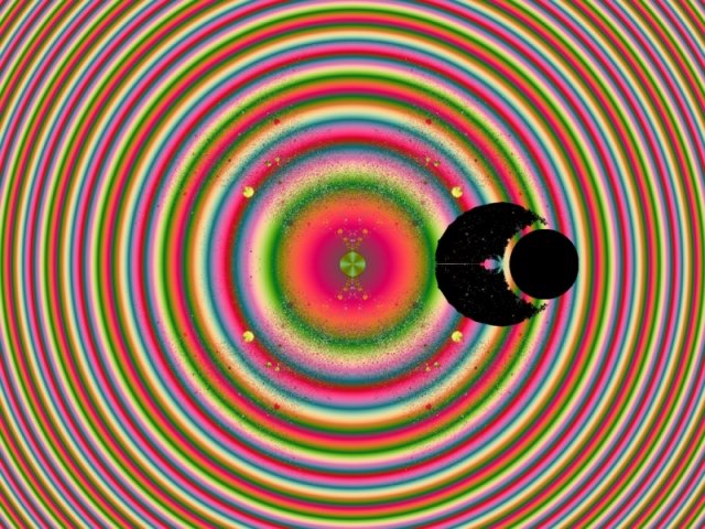 Mit einem Klick auf das Fraktal-Bild wird die Seite wieder geschlossen!