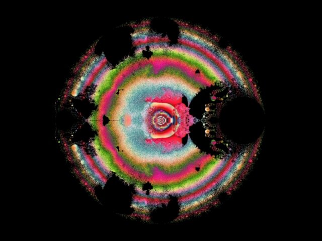 Mit einem Klick auf das Fraktal-Bild wird die Seite wieder geschlossen!