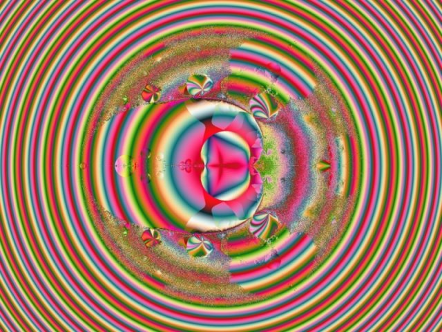 Mit einem Klick auf das Fraktal-Bild wird die Seite wieder geschlossen!