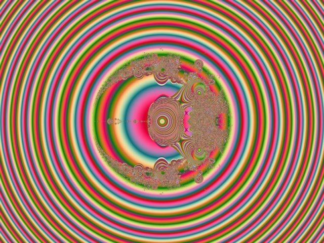 Mit einem Klick auf das Fraktal-Bild wird die Seite wieder geschlossen!